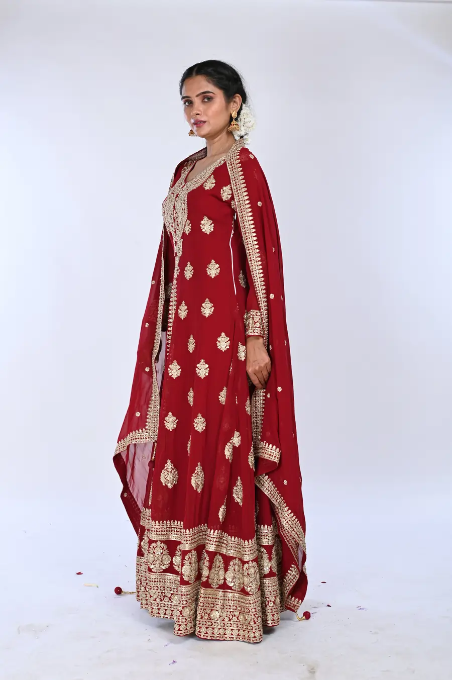 Sophia Laurent - Fashion Designer